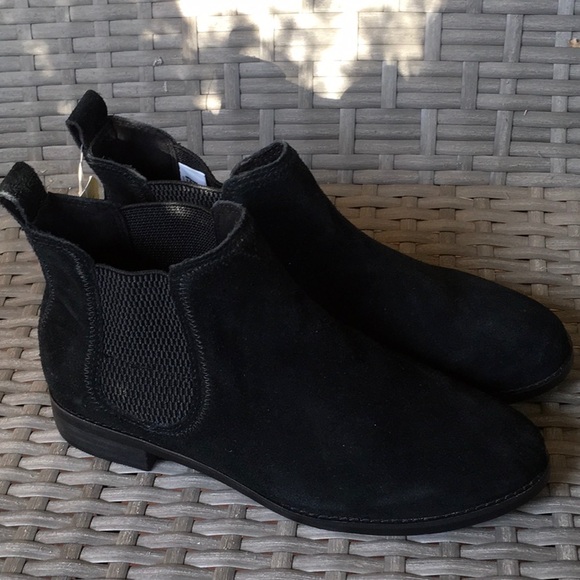 Toms Shoes - Toms Suede Booties